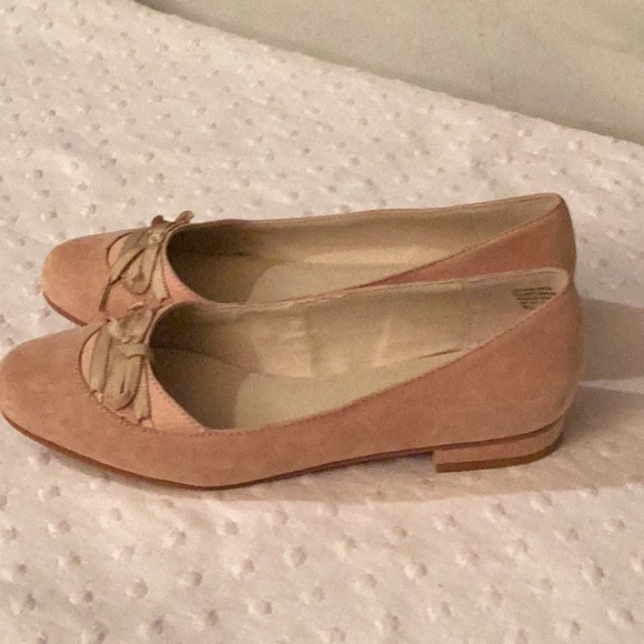 Anthropology Seychelles pastel pink suede low square heels feminine flats #8.5 M - Picture 7 of 9
